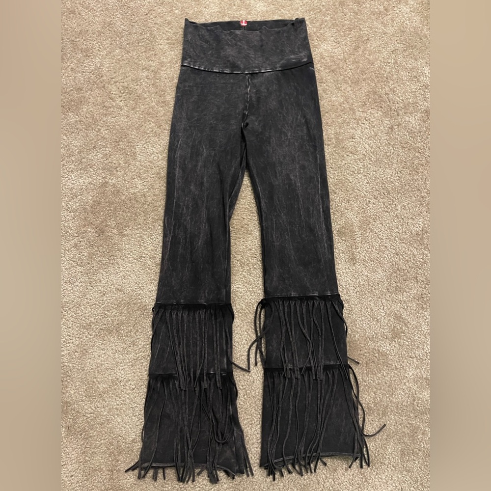 Women’s Hard Tail Fringe Leggings Acid Wash Black Size S Small